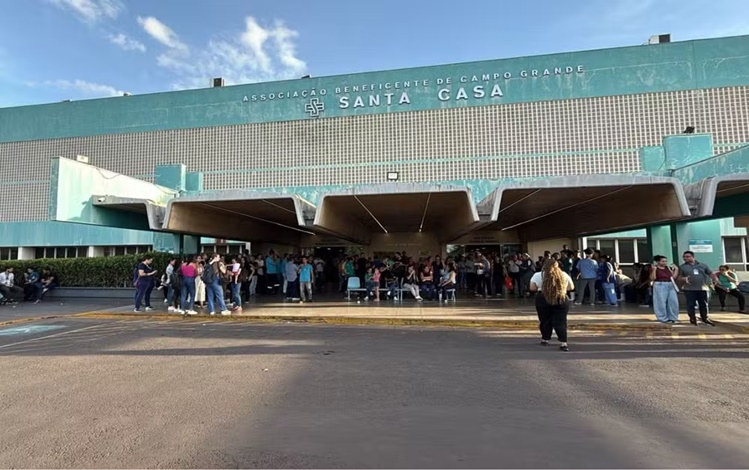 Justiça determina pagamento do 13º a trabalhadores Santa Casa de Campo Grande