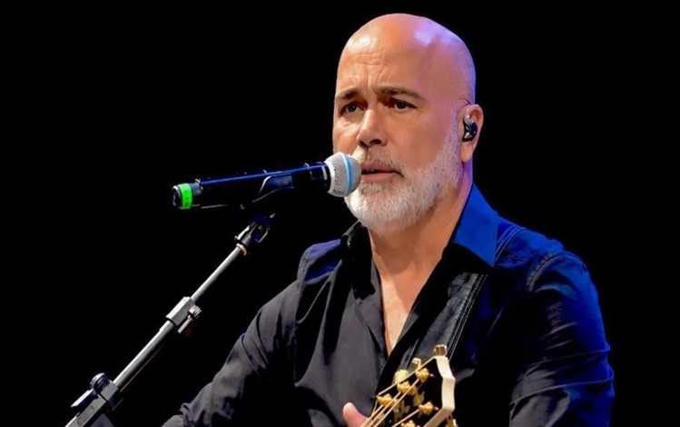 Rick Sollo, cantor e compositor, ficou conhecido pela dupla sertaneja com Renner