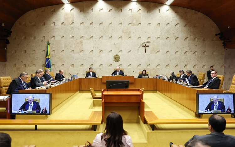 Plenário do STF reunido para sessão sobre caso Moraes